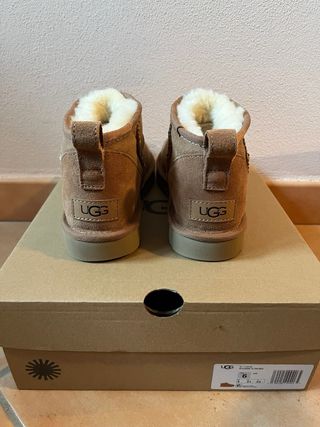 Simili UGG Ultra Mini Boots Marroni