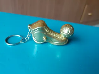 Llavero Bota de Fútbol y Balón