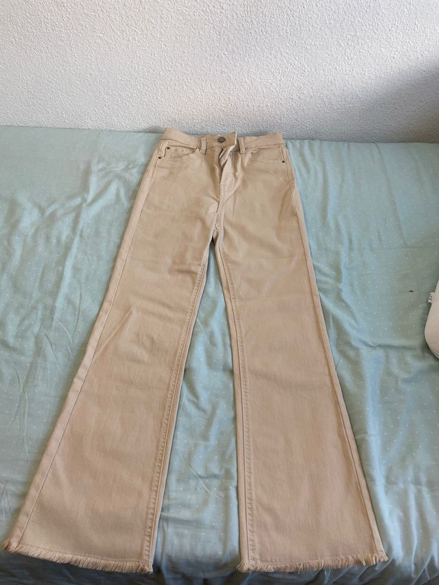 Pantalones vaqueros campana mujer talla 32, ud:7€