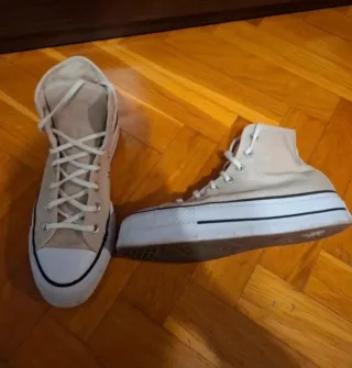 Converse plataforma beige talla 38