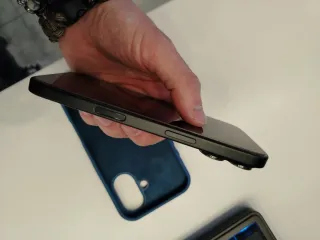 iPhone 16 Nero 256GB