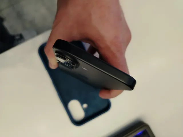 iPhone 16 Nero 256GB