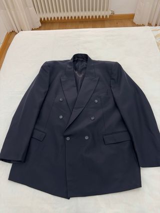 Traje cruzado azul marino