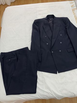 Traje cruzado azul marino