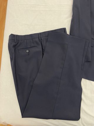 Traje cruzado azul marino