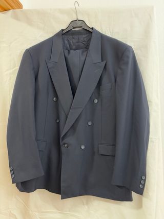 Traje cruzado azul marino