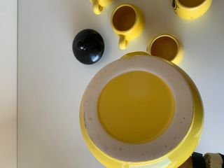 Set Teiera e 6 Tazze Gialle Faccine