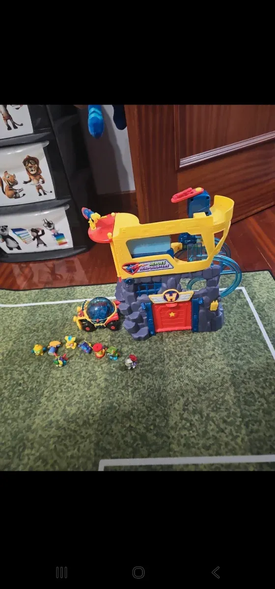 Cuartel General Superthings