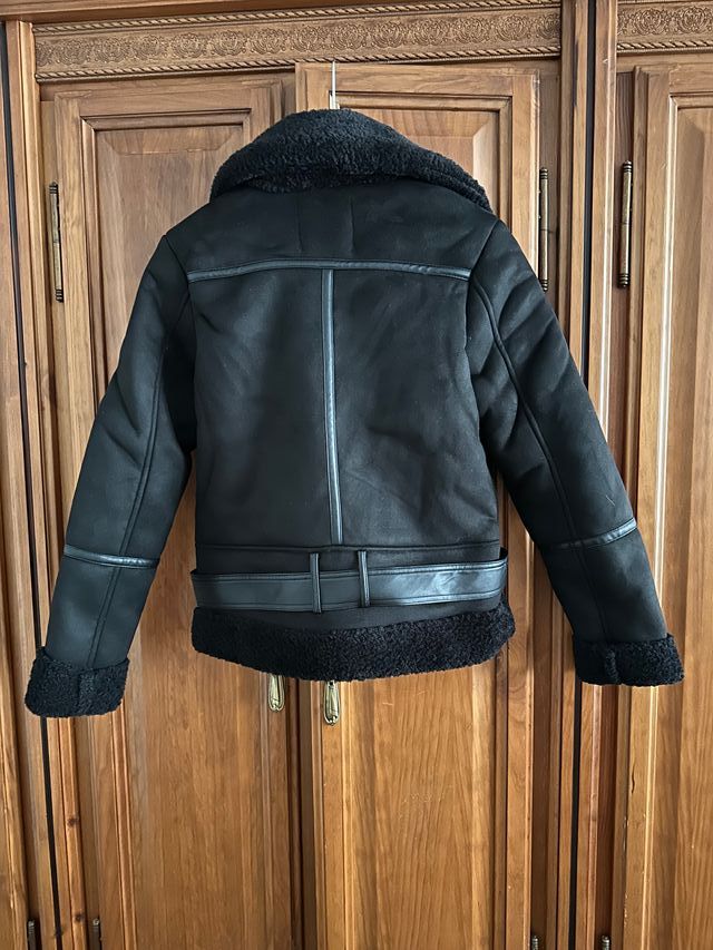 Cazadora Negra Stradivarius Talla Xs