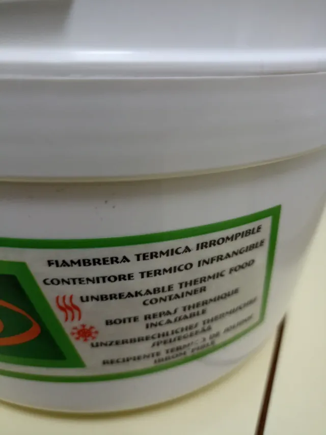 Termo Valira Sólido y Líquido Amarillo