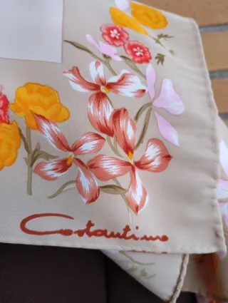 Pañuelo estampado floral