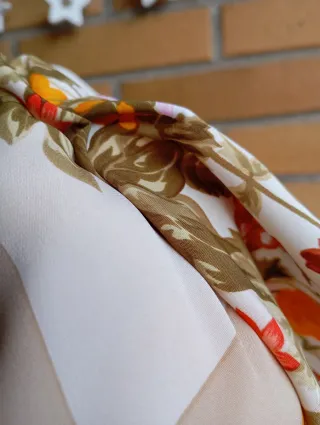 Pañuelo estampado floral