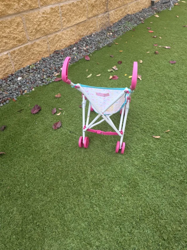 Sillita de juguete Nenuco