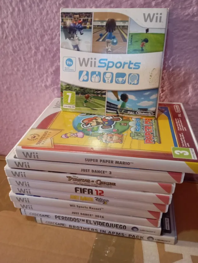 Lote 8 Juegos Wii: Super Paper Mario, FIFA 12, Jus