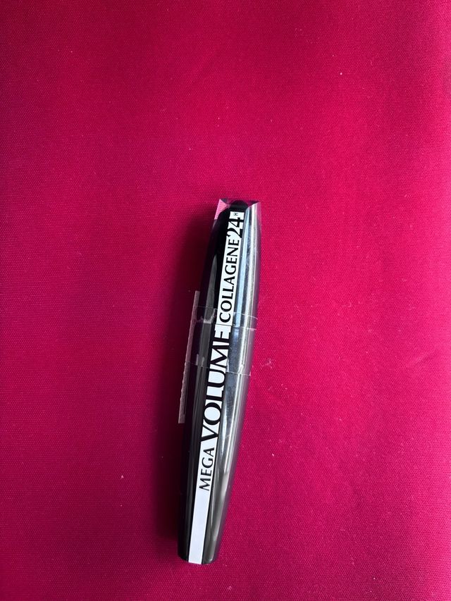 Rímel L'Oréal Mega Volume Collagene 24h