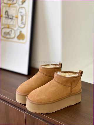 Botas UGG Mini Plataforma Talla 37
