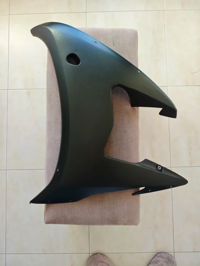 Carenado lateral yamaha r6 2005