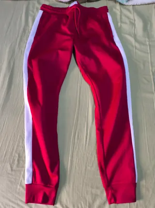 Pantalón chándal rojo y blanco
