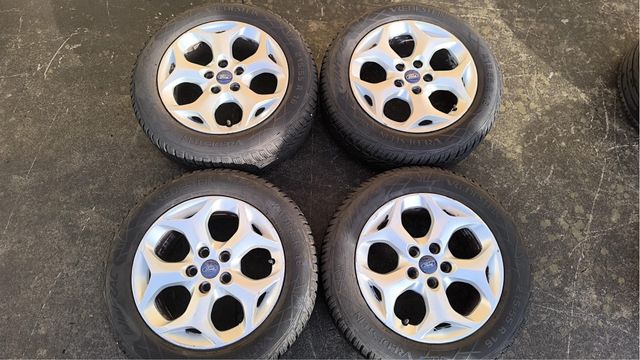 Llantas aluminio en 16 Ford C-Max calzadas