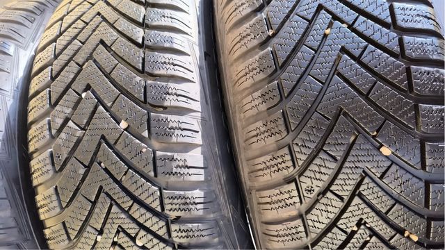 Llantas aluminio en 16 Ford C-Max calzadas