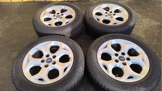 Llantas aluminio en 16 Ford C-Max calzadas