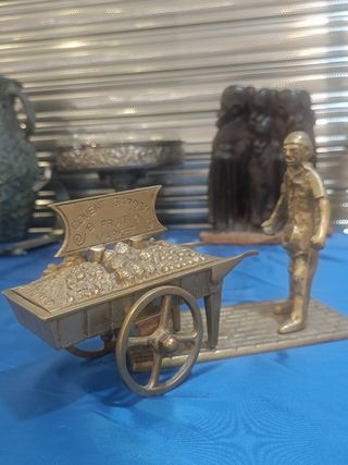 Figura Bronce Frutero