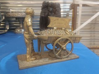 Figura Bronce Frutero