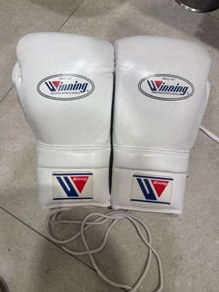 Set Boxeo Winning Guantes, casco y coquilla
