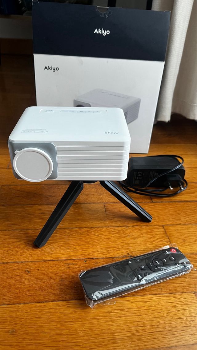 Mini proyector LED Akiyo blanco