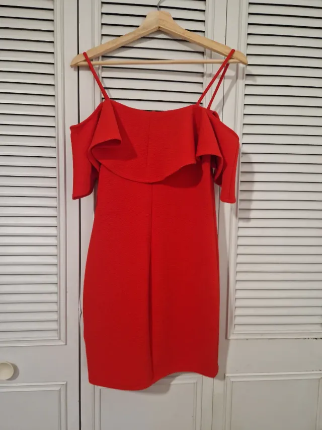 Vestido rojo con volantes talla S