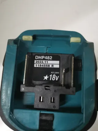 Taladro percutor Makita original 18v