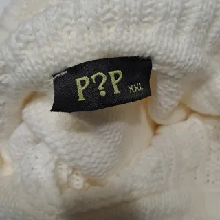 Maglione bianco collo alto