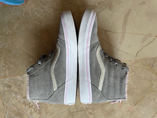 Zapatillas Vans altas niña forradas