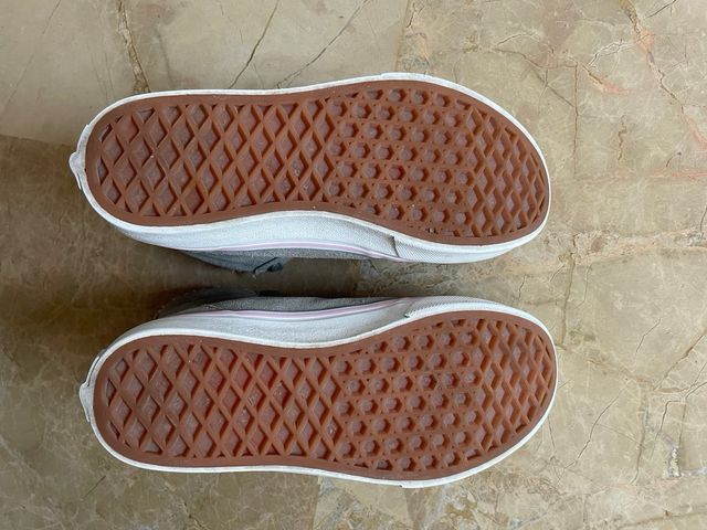 Zapatillas Vans altas niña forradas