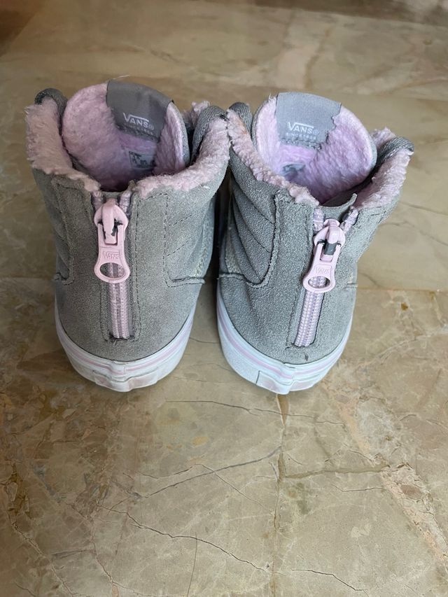 Zapatillas Vans altas niña forradas