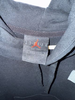 Sudadera Jordan con capucha y bolsillo