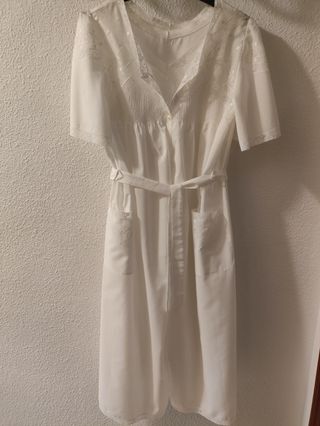 Conjunto bata y camisón encaje