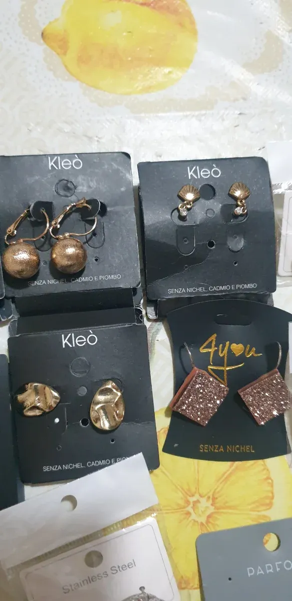 Lotto 15 paia orecchini Kleò oro/argento