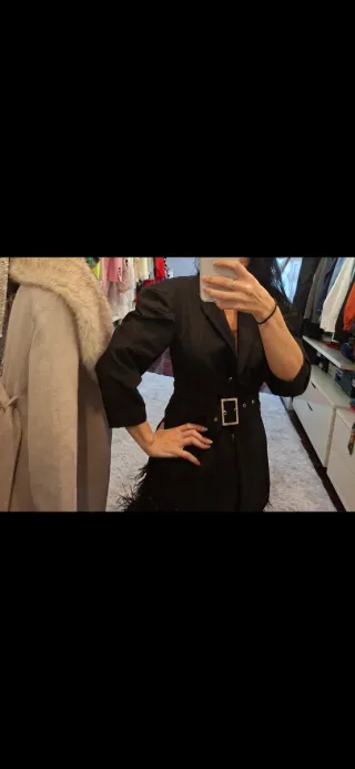 Blazer negro con cinturón Talla XS