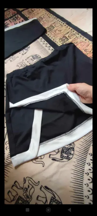 Conjunto NUEVO Shein – Falda + Camiseta Talla L