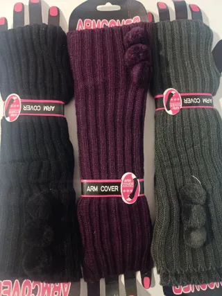 Mitones o guantes sin dedos (3 pares 5 euros)