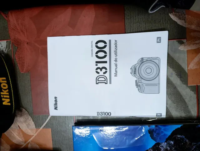 Câmera Nikon D3100 + Acessórios