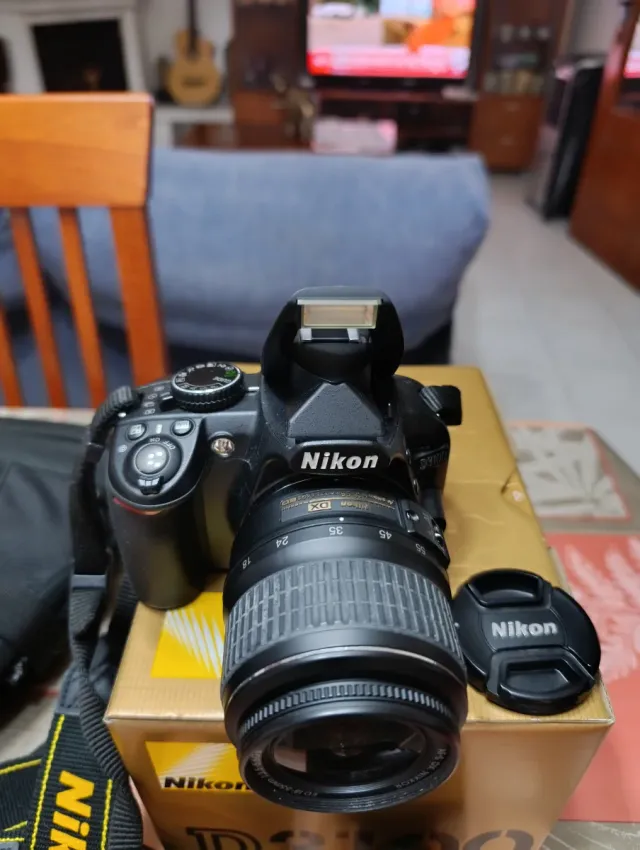 Câmera Nikon D3100 + Acessórios