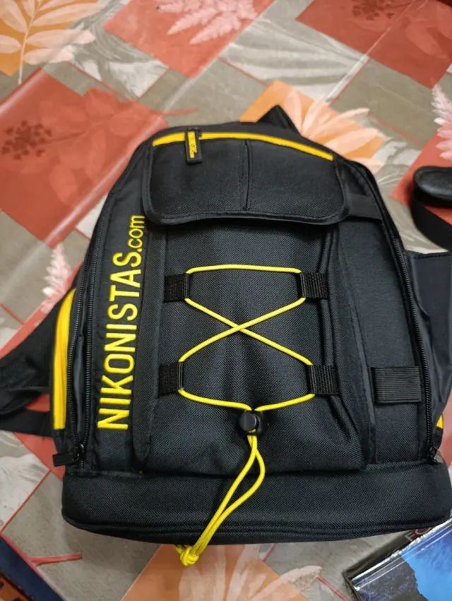 Câmera Nikon D3100 + Acessórios