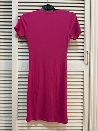 Vestido midi rosa ajustado canalé talla S M nuevo