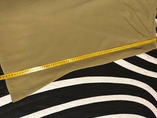 Falda rosa con volantes