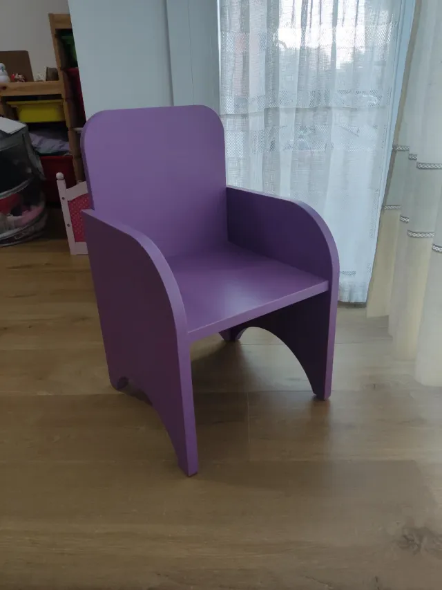 Mesa y 2 Sillas Infantiles