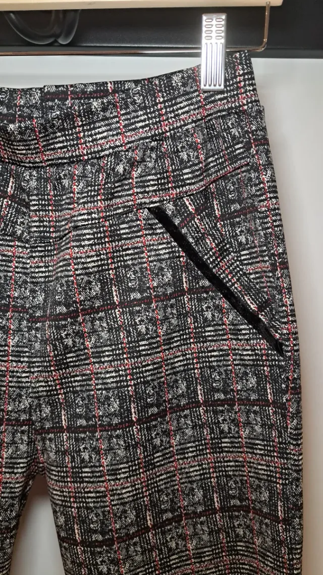 Pantalones estampados neopreno talla S