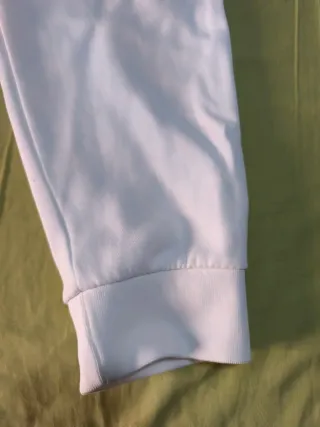 Pantalón chándal Zara hombre blanco