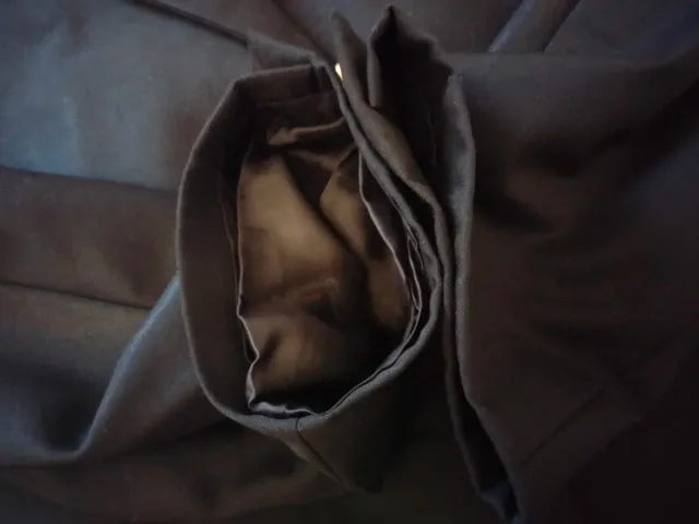 Americana negra de Emidio Tucci. (El Corte Inglés)